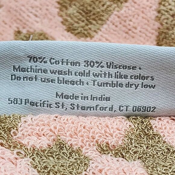 Caro Home Women Owned Absorbent Pool Beach Towel‎ Leopard Skin Gold Pink 36x68in - Picture 7 of 10